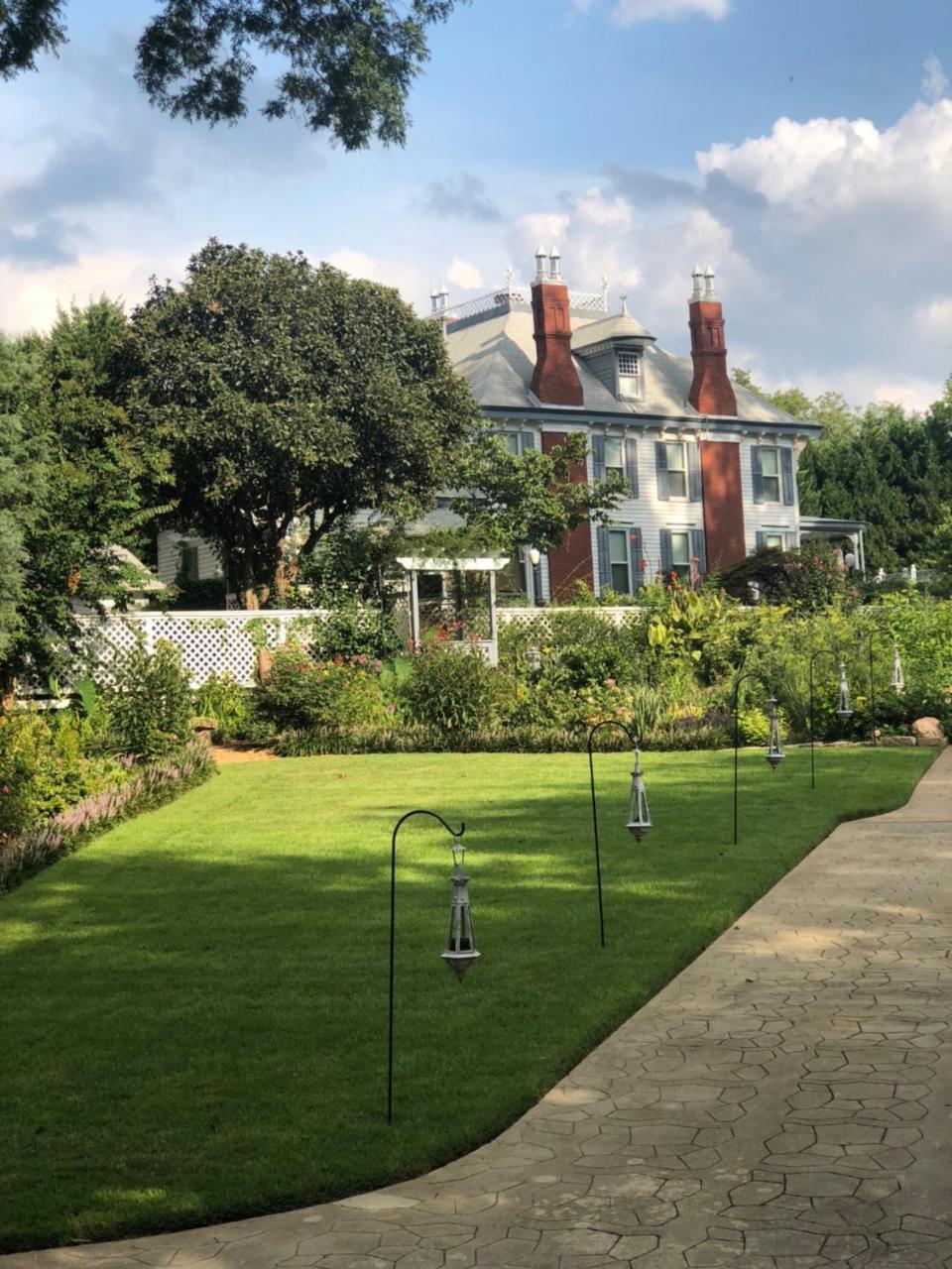 Highgate Estate & Gardens Panzió Greensboro Kültér fotó